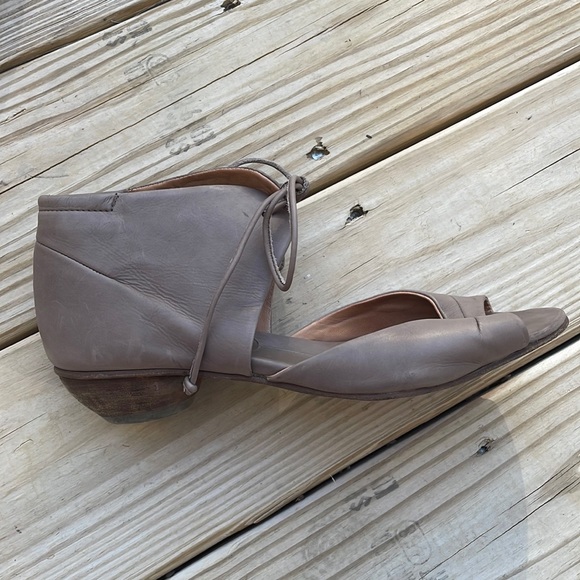 Argila Taupe Leather Lace Up Sandals Made In Spain Size 8/ EU 38.5 - Picture 2 of 13